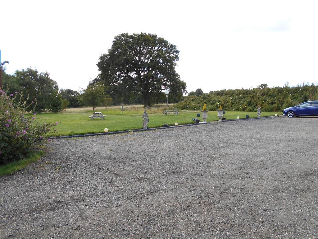 The Stables - Deer Park Farm Bed & Breakfast Solihull Room photo